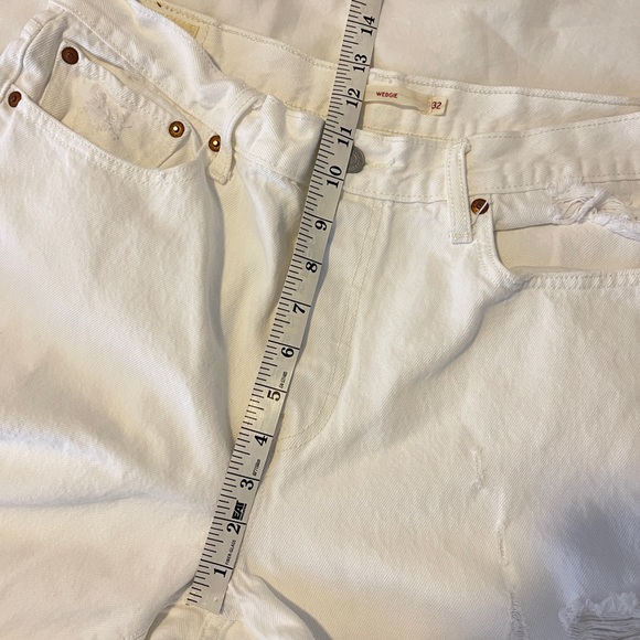 Levi's 501 Wedgie Straight Distressed White Jeans Sz 32 - Picture 12 of 14